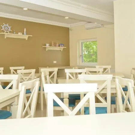 Mamaia Nord 3* Navodari